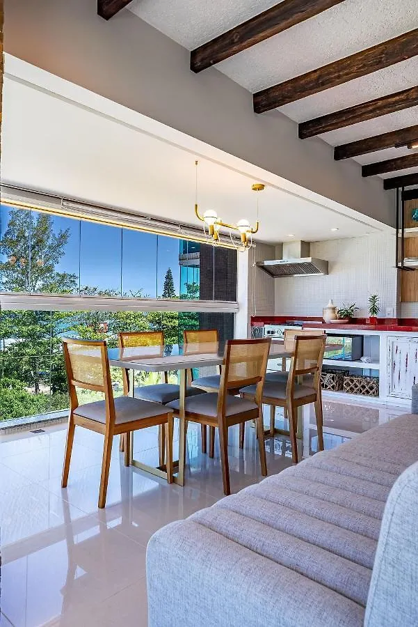 Apartamento 110 - Cobertura Com Vista Panoramica Em 4 Ilhas Bombinhas