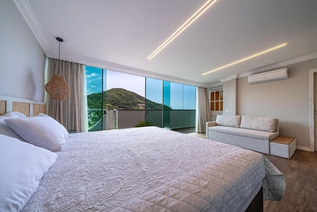 Apartamento 110 - Cobertura Com Vista Panoramica Em 4 Ilhas Bombinhas